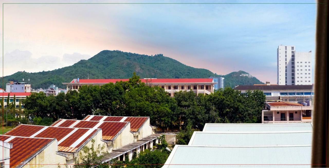 My Hotel Quy Nhon Buitenkant foto